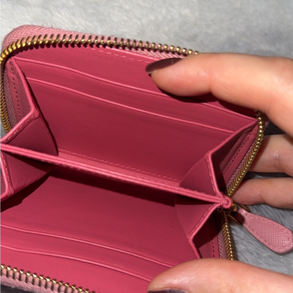 Prada Blush Pink Leather Bow Wallet - Picture 2 of 8